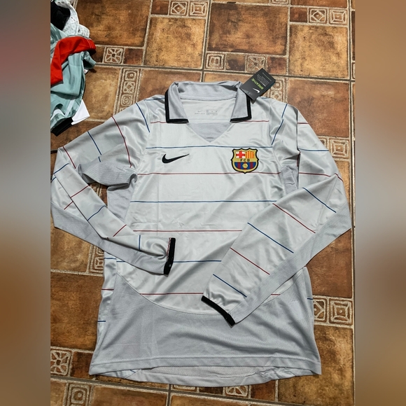 Nike Barcelona 2005 Retro Long Sleeve Jersey Size M - Picture 1 of 4